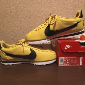 Nike Classic Cortez PREM Yellow & Black [Men's 8 | Women's 9.5]